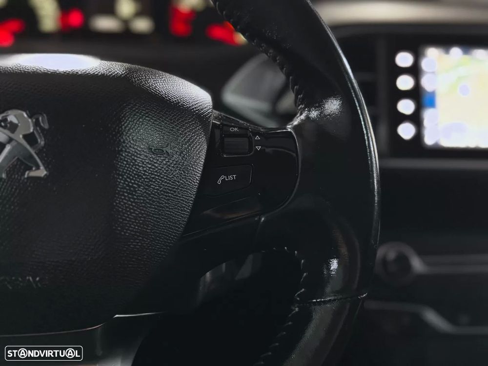 Peugeot 308 SW 1.6 BlueHDi Style - 16