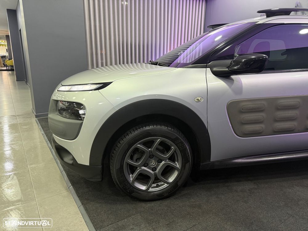 Citroën C4 Cactus 1.2 PureTech Shine - 24