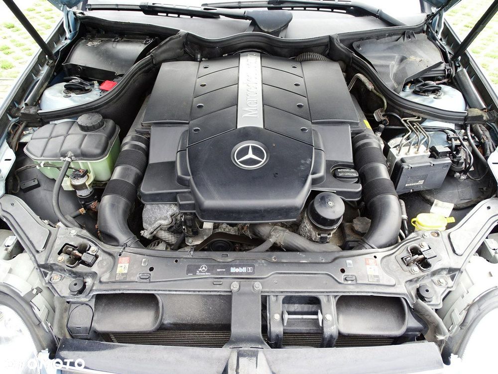 Mercedes-Benz CLK - 40