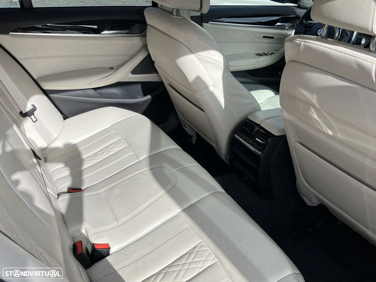 BMW 525 d Line Luxury Auto - 24