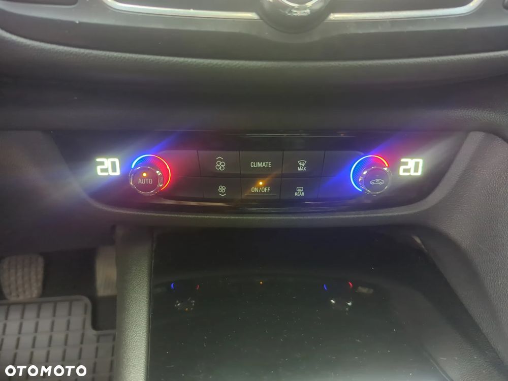 Opel Insignia Grand Sp 1.5 ECOTEC Direct InjectionTurbo Business Edition - 16