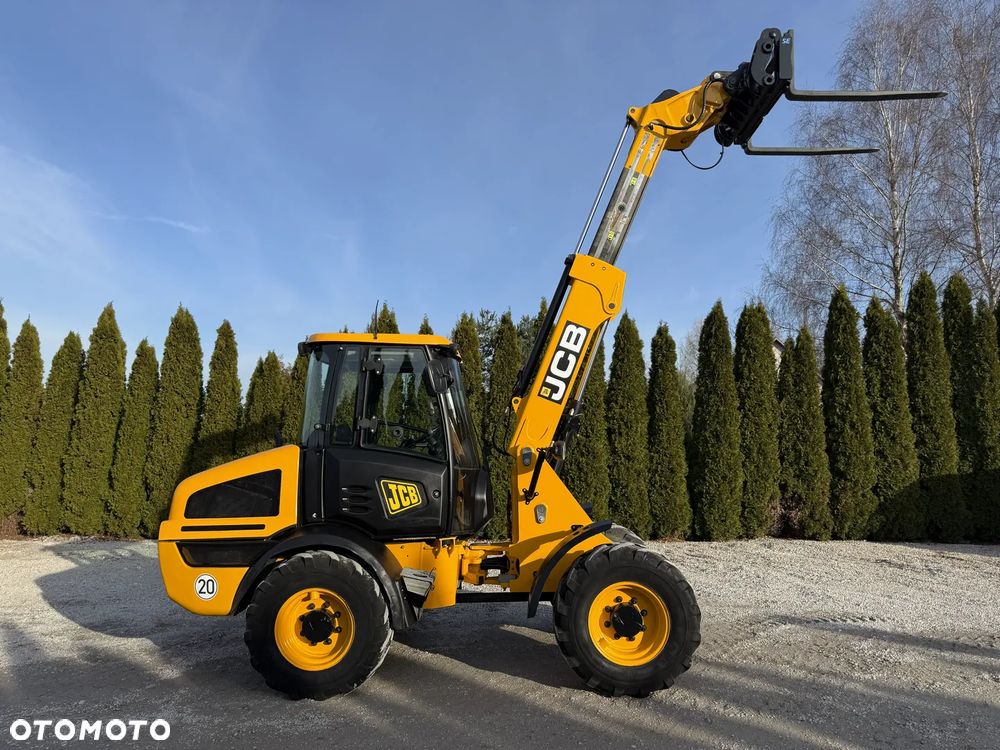 JCB TM 220 AGRI TELESKOP / 2016 ROK / TELESKOP / MAŁE GABARYTY / PIĘKNA / ZADBANA / SPROWADZONA Z NIEMIEC / PIĘKNIE UTRZYMANA / ORYGINAŁ / 180 300 310 320 330 Schaffer - 39