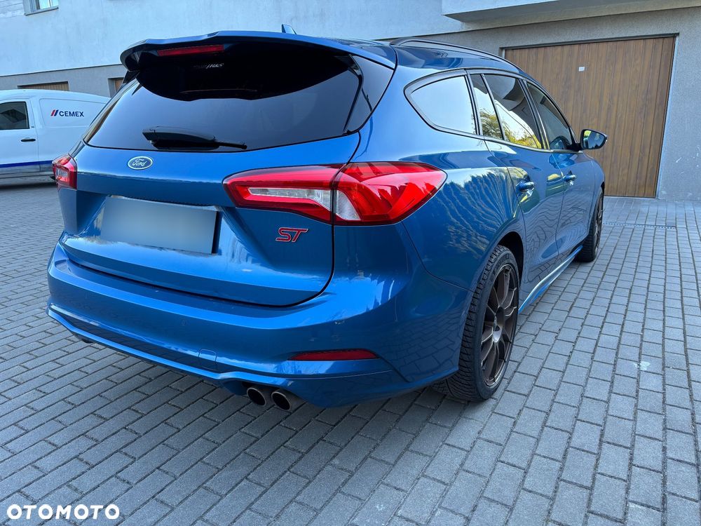 Ford Focus 2.0 EcoBlue ST - 10
