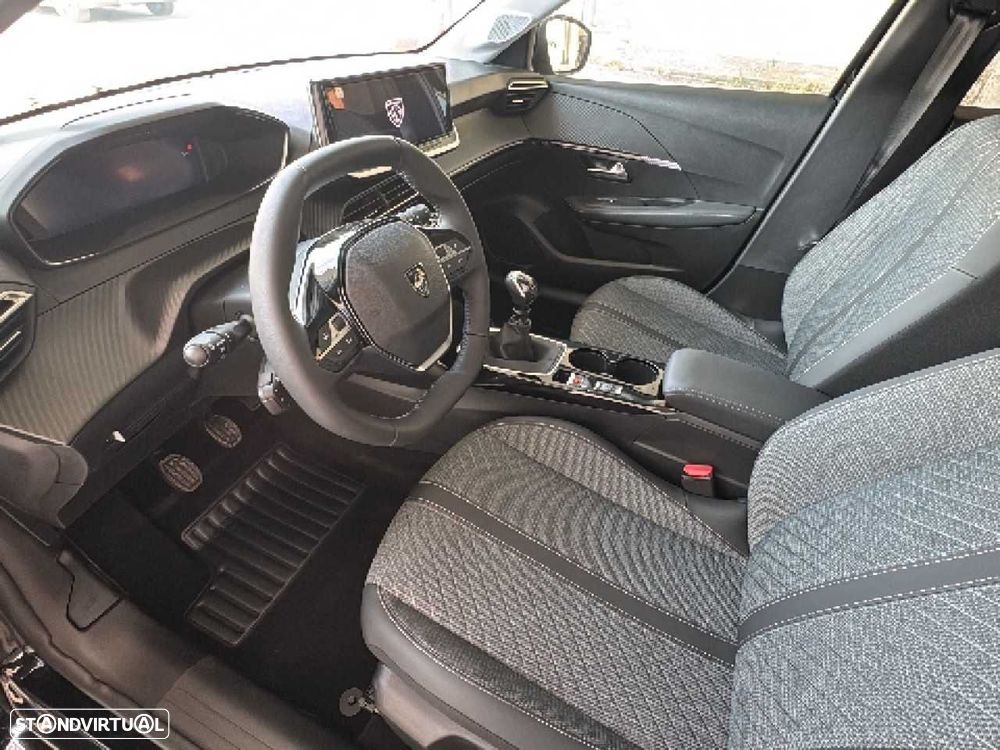 Peugeot 208 1.2 PureTech Allure - 12