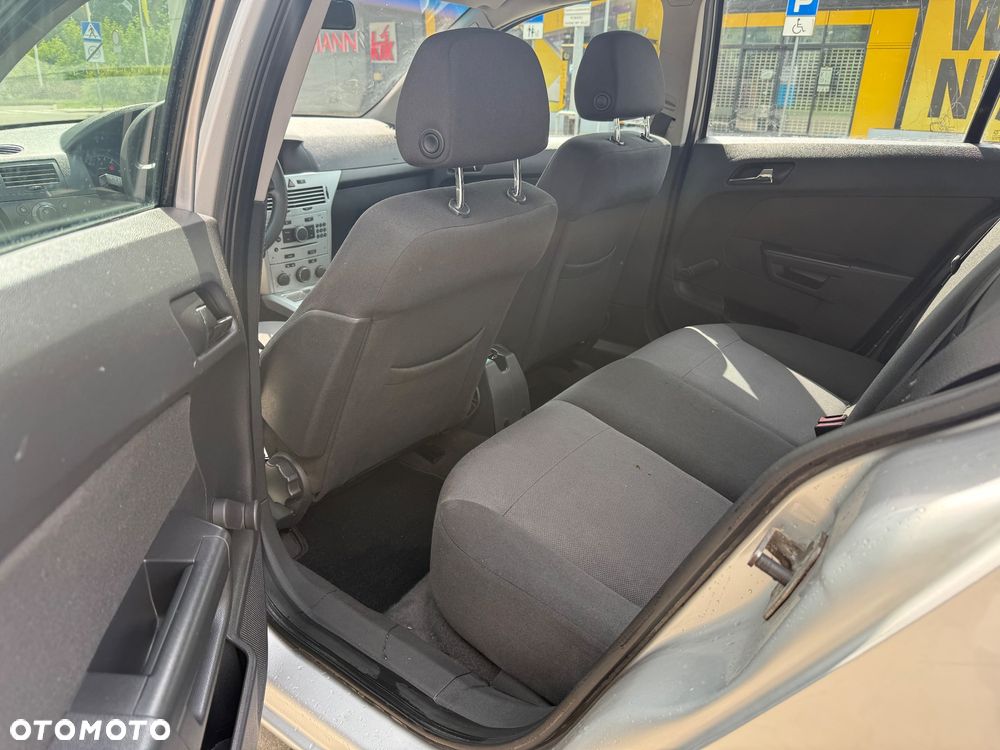 Opel Astra 1.6 - 13