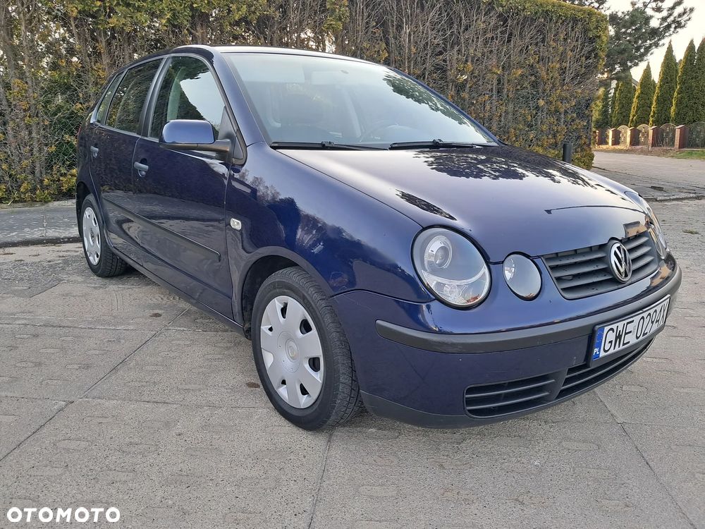 Volkswagen Polo 1.4 16V Comfortline - 1