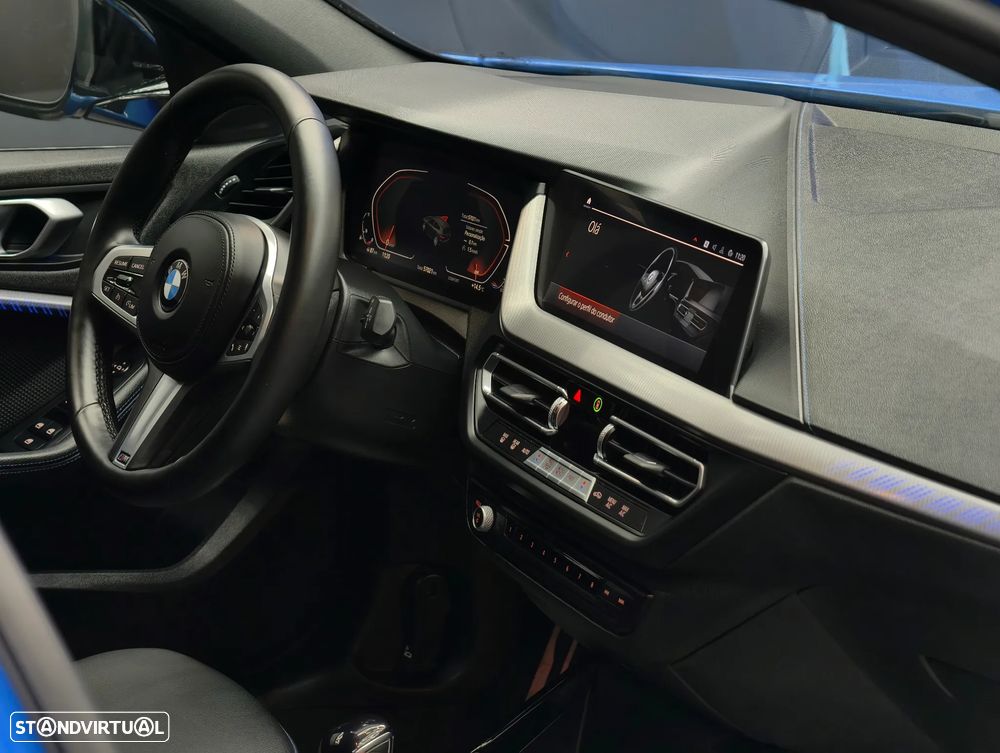 BMW 118 i Pack Desportivo M Auto - 42