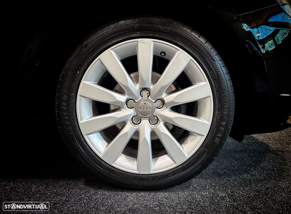 Audi A1 1.2 TFSI Attraction - 31