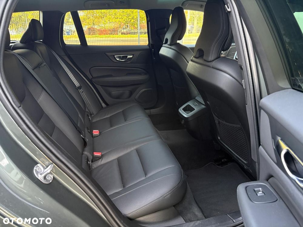 Volvo V60 - 16