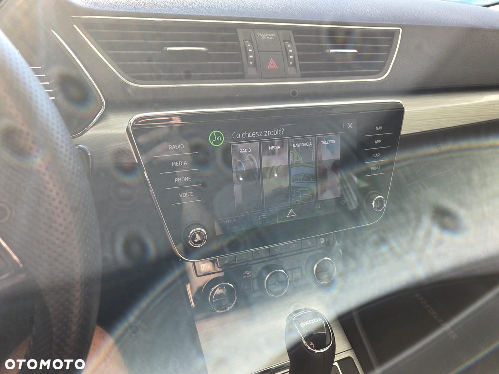 Skoda Superb 1.5 TSI Ambition DSG - 15