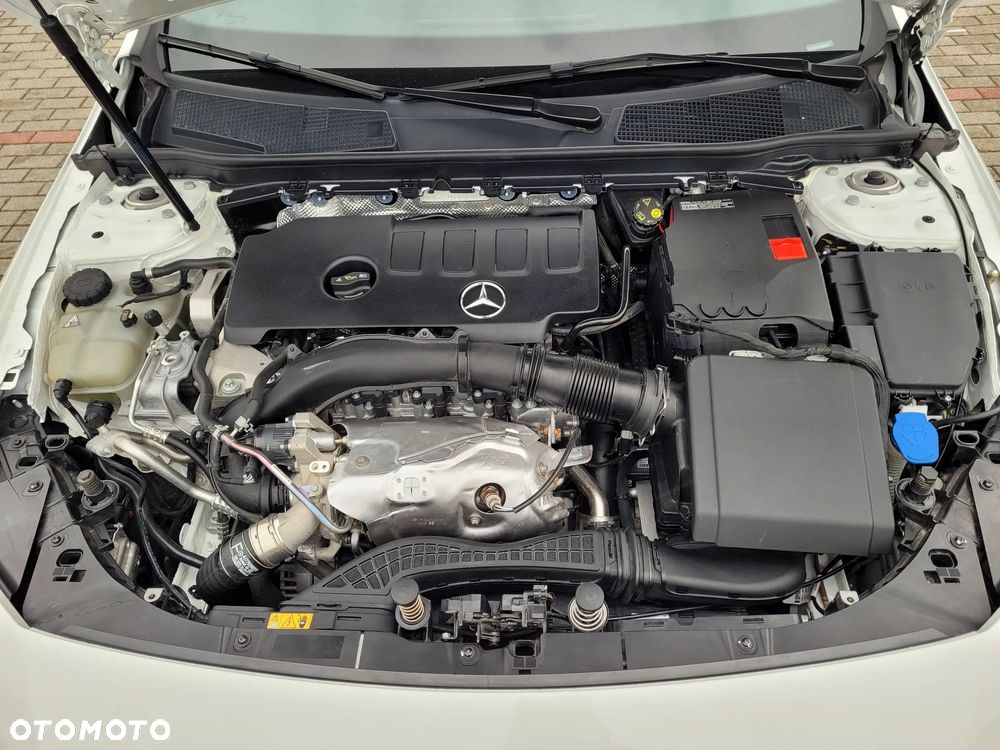 Mercedes-Benz CLA 250 4-Matic AMG Line 7G-DCT - 23