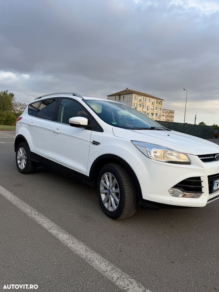 Ford Kuga 2.0 TDCi 4x4 Aut. Titanium - 2