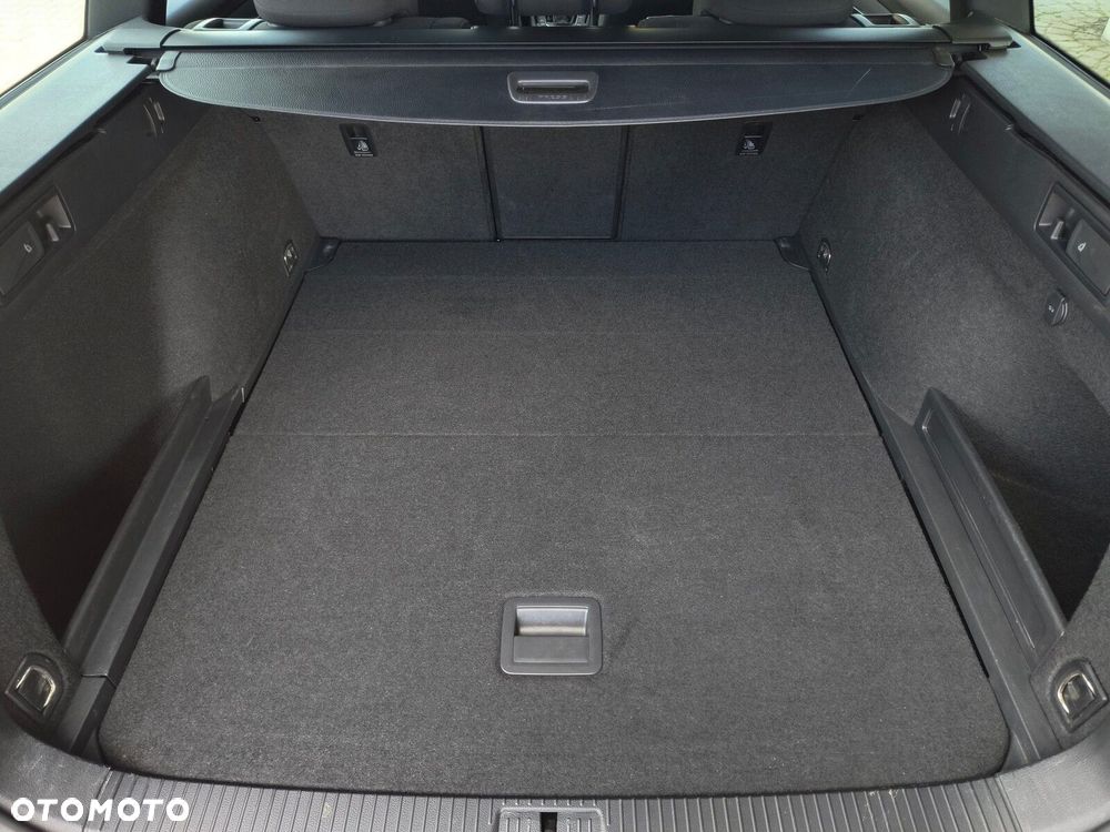 Volkswagen Passat - 40