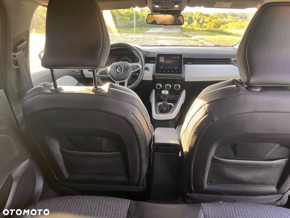 Renault Clio 1.0 TCe Techno - 9