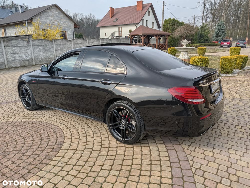 Mercedes-Benz Klasa E - 3