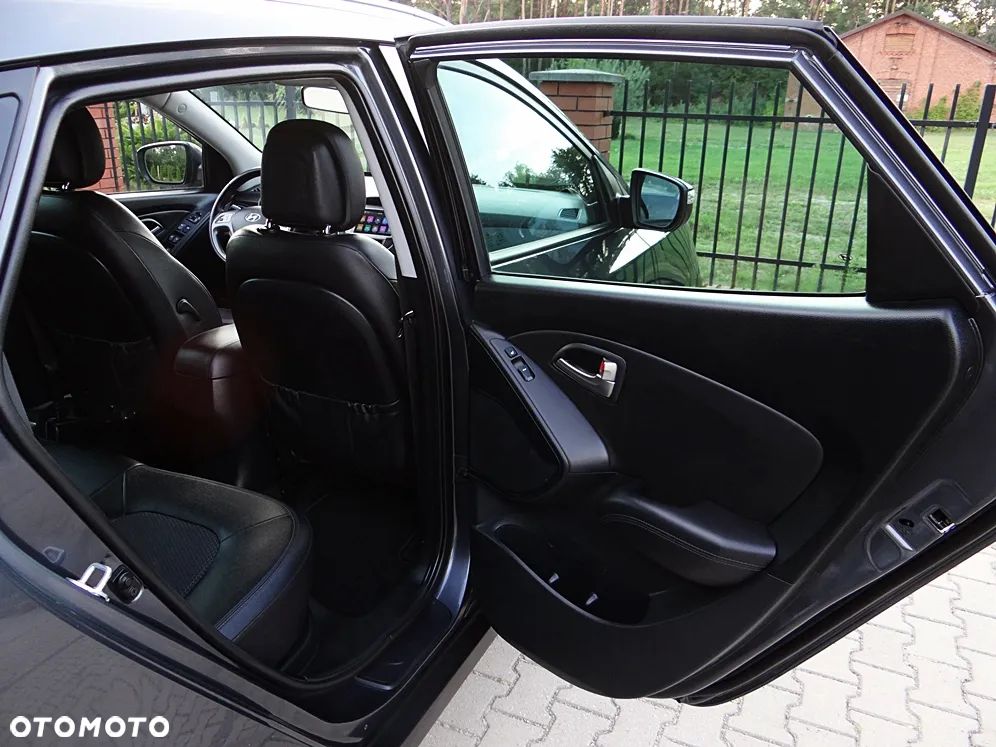 Hyundai ix35 2.0 CRDi 4WD Automatik Premium - 34