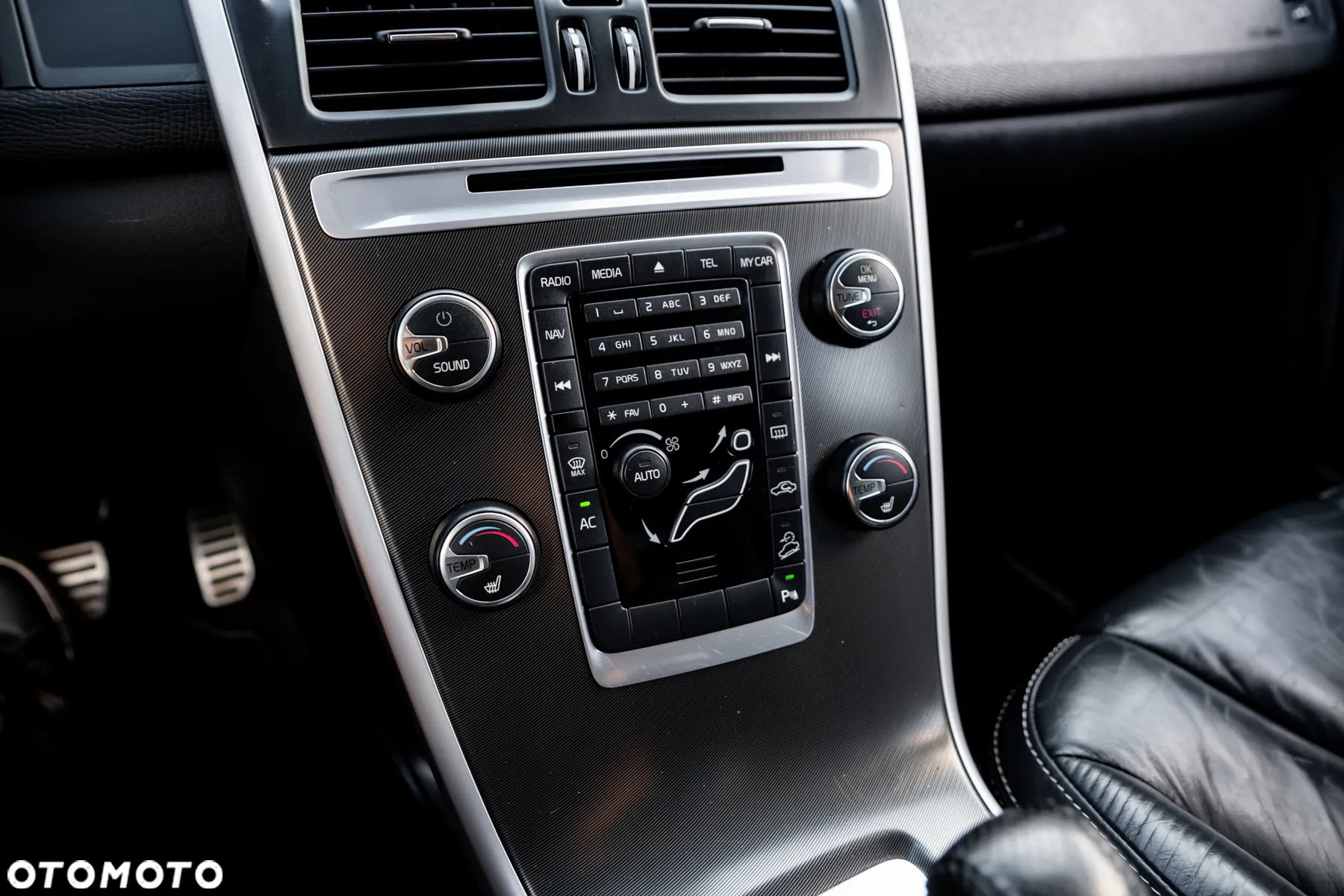 Volvo XC 60 - 35
