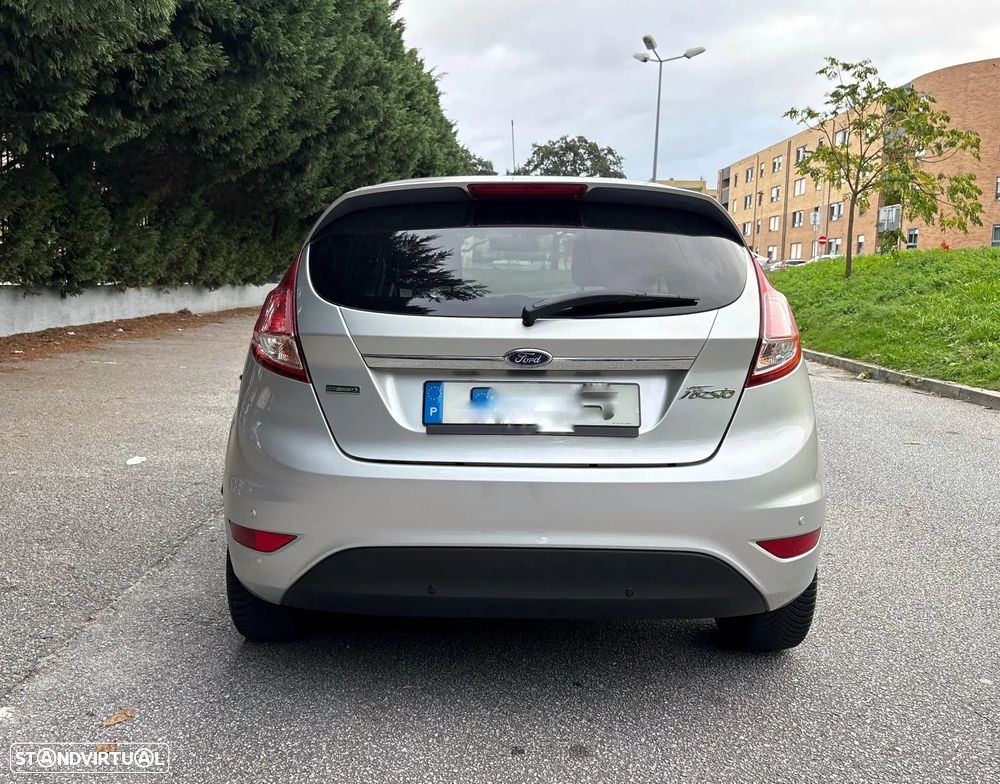Ford Fiesta 1.0 T EcoBoost Titanium - 8