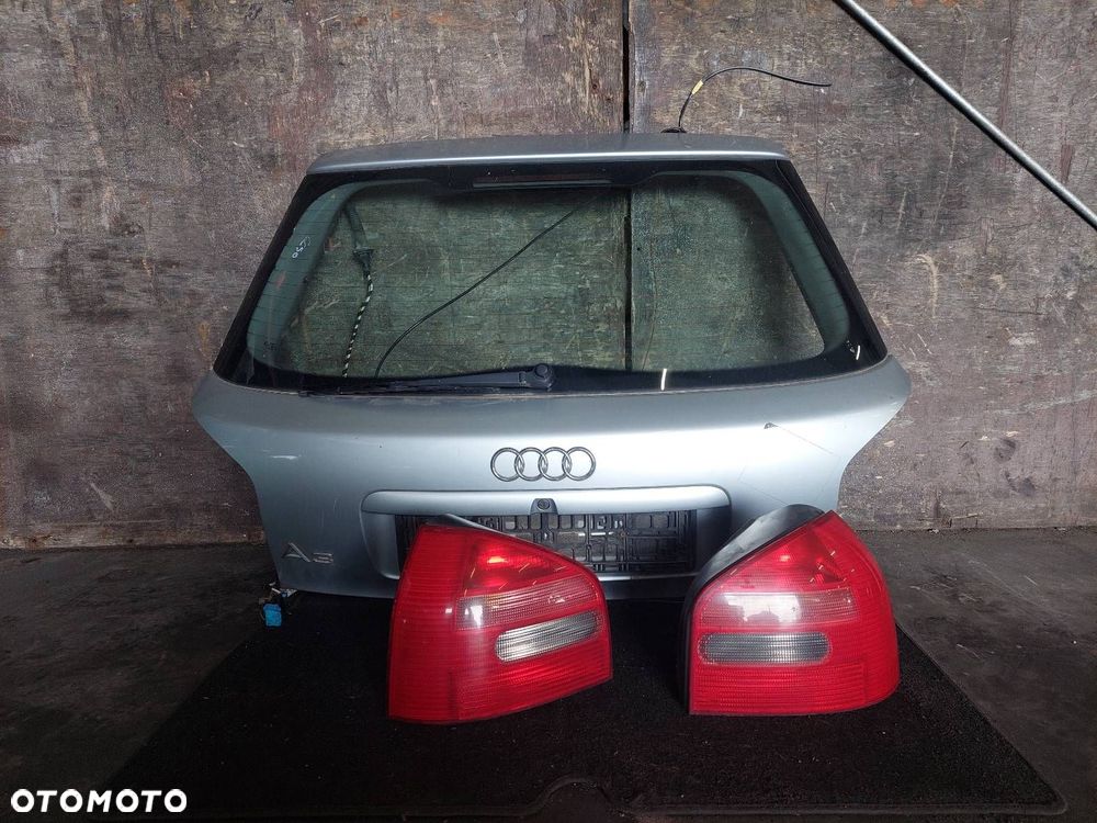 KLAPA BAGAŻNIKA + LAMPY AUDI A3 8L LY7M - 1