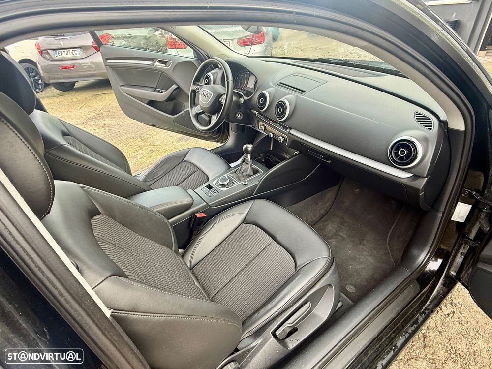 Audi A3 Sportback 1.6 TDI Attraction - 8