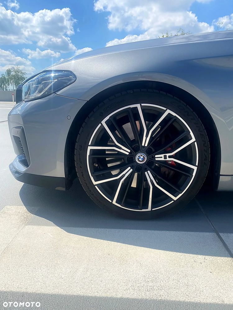 BMW Seria 5 M550i xDrive - 6