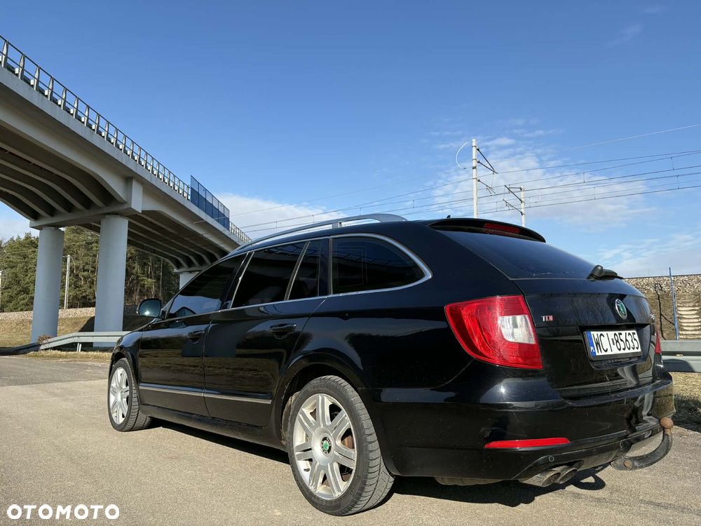 Skoda Superb 2.0 TDI Elegance - 4
