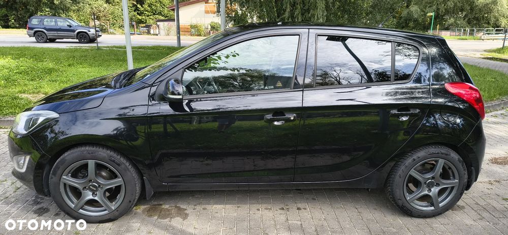 Hyundai i20 1.4 Wersja Jubileuszowa - 15