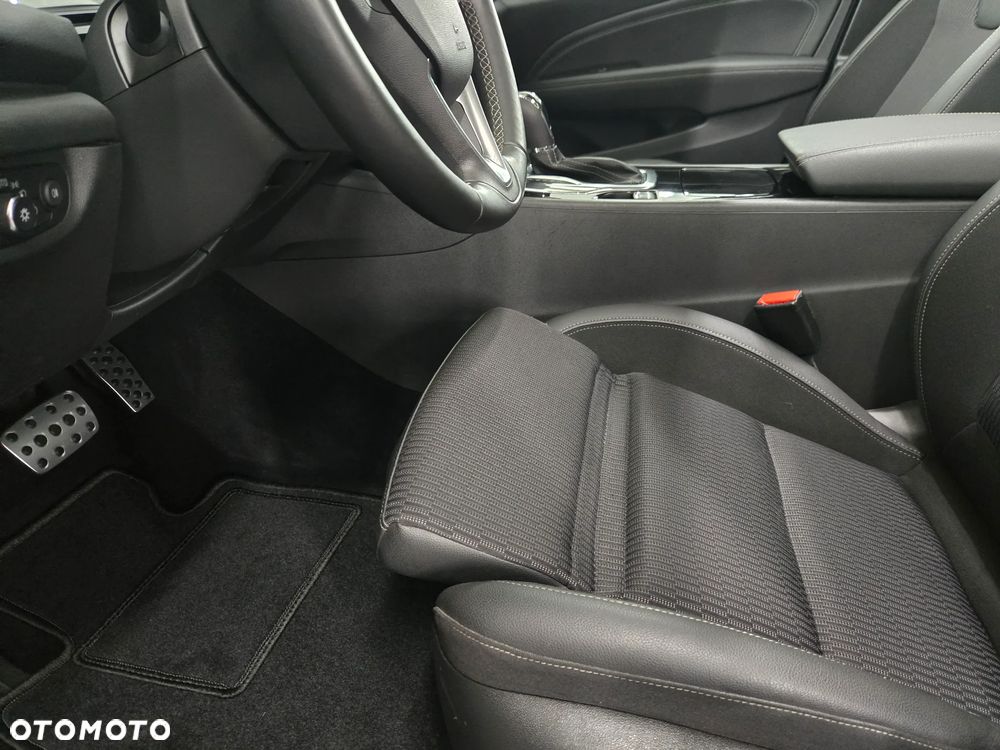 Opel Insignia 1.5 Direct InjectionTurbo Ultimate Exclusive - 27