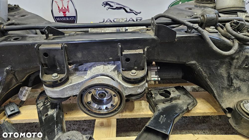Jaguar XJ 351 LIFT 2015-2019 5.0 SC 508PS 510 KM Kompletne zawieszenie tylne Ława tył Sanki Dyfer Zwrotnica Most 2.56   Amortyzator tył Miech tylny prawy lewy  USA - 8