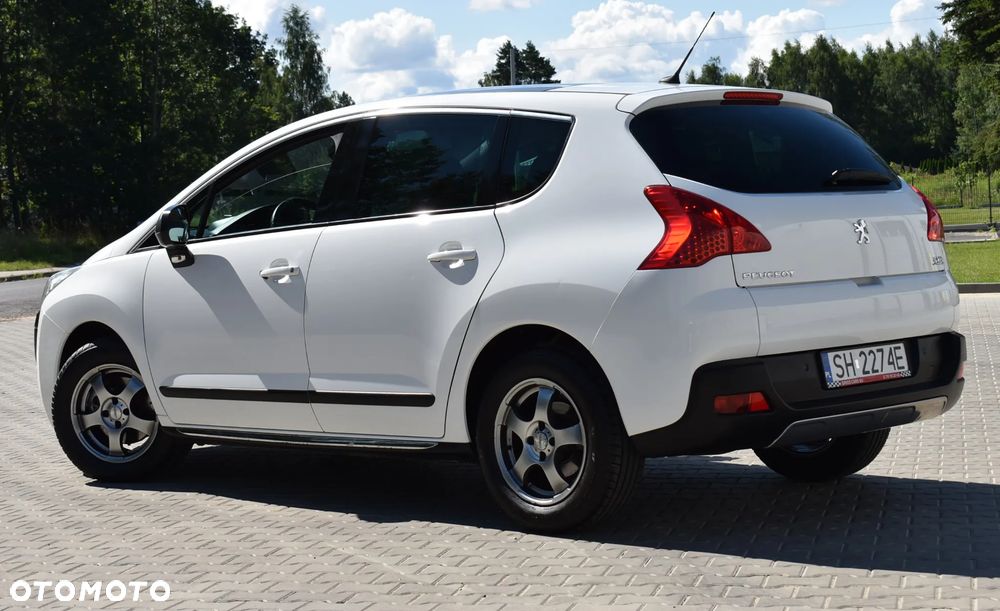 Peugeot 3008 2.0 HDi Allure - 10