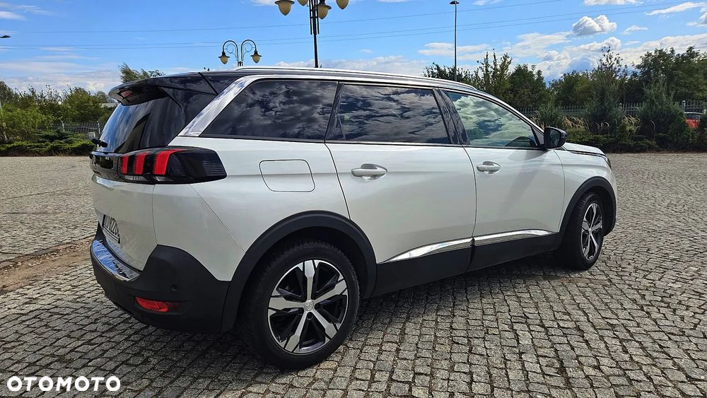 Peugeot 5008 1.6 PureTech Allure S&S EAT8 - 1
