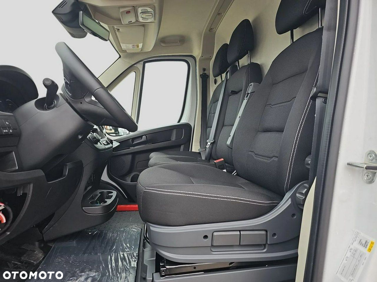 Opel Movano - 12