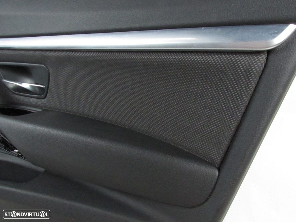 Forra da porta em Tecido Direito/Frente Seminovo/ Original BMW 3 Gran Turismo (F... - 2
