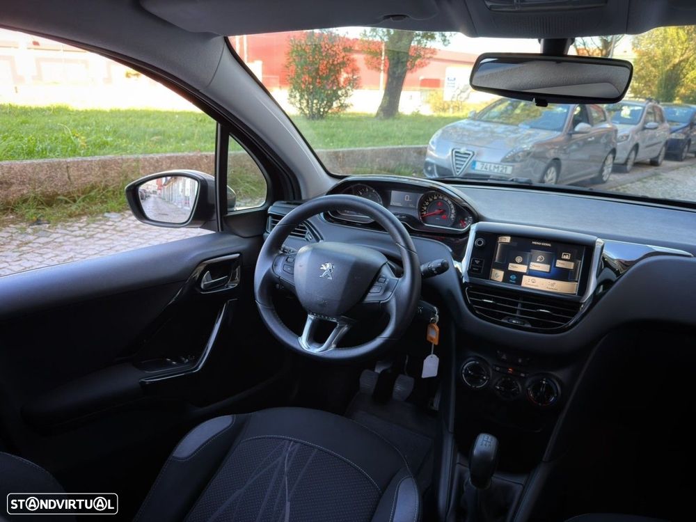 Peugeot 208 1.2 PureTech Access - 19
