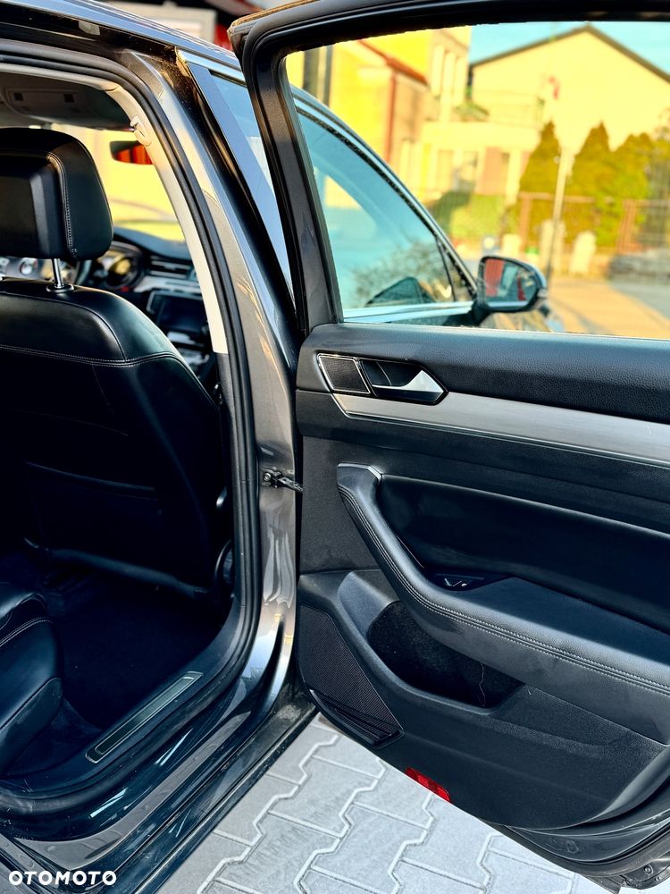 Volkswagen Passat 2.0 TDI BMT Highline DSG7 - 14
