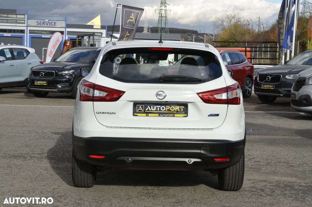 Nissan Qashqai 1.6 DCI DPF Start/Stop acenta - 6