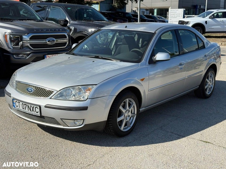 Ford Mondeo 1.8 Trend - 2