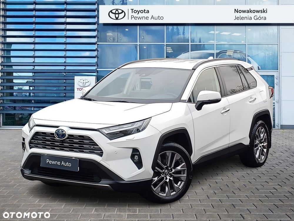 Toyota RAV4 - 1