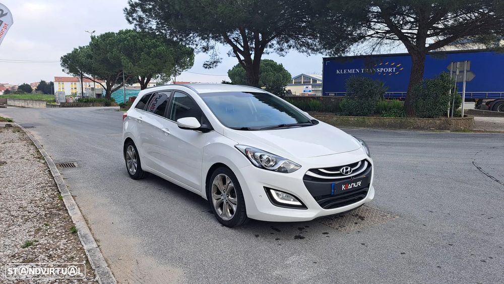 Hyundai i30 SW 1.6 CRDi Style - 14