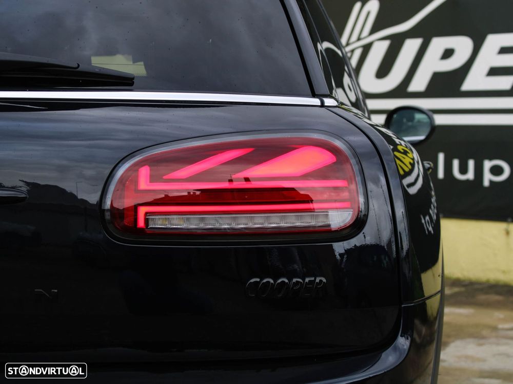 MINI Clubman Cooper Premium Plus Yours Auto - 19