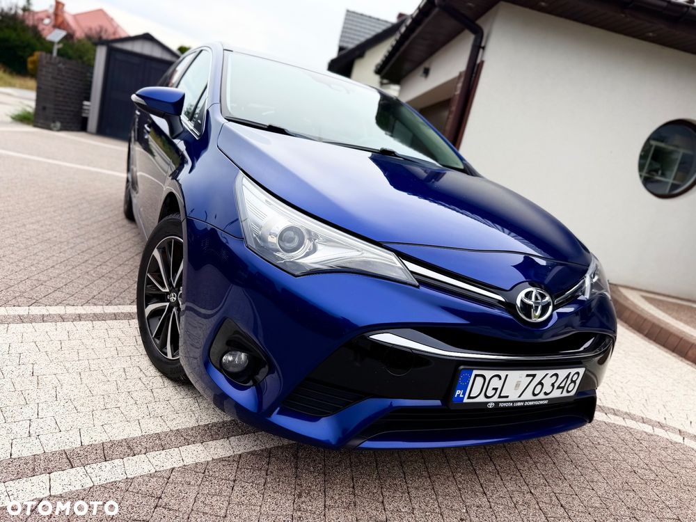 Toyota Avensis 2.0 D-4D Premium - 27