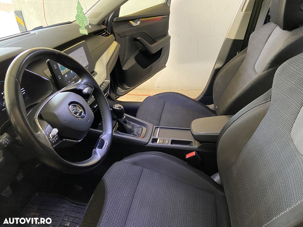 Skoda Octavia 1.0 TSI Clever - 34