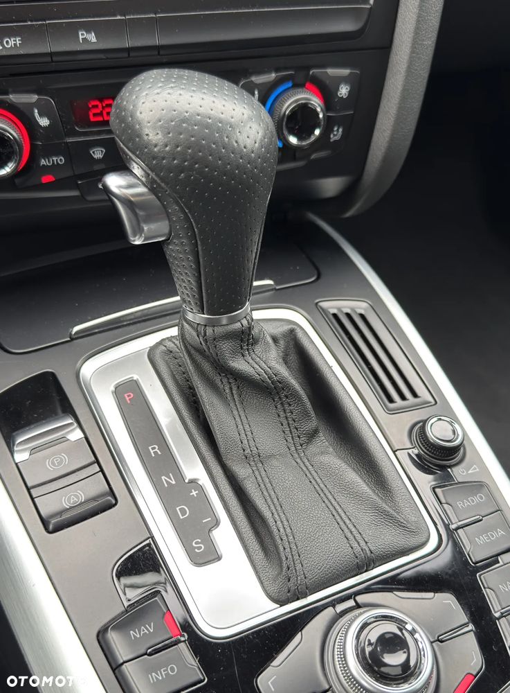 Audi A4 Limousine 2.0 TFSI quattro S tronic S line Sportpaket - 25