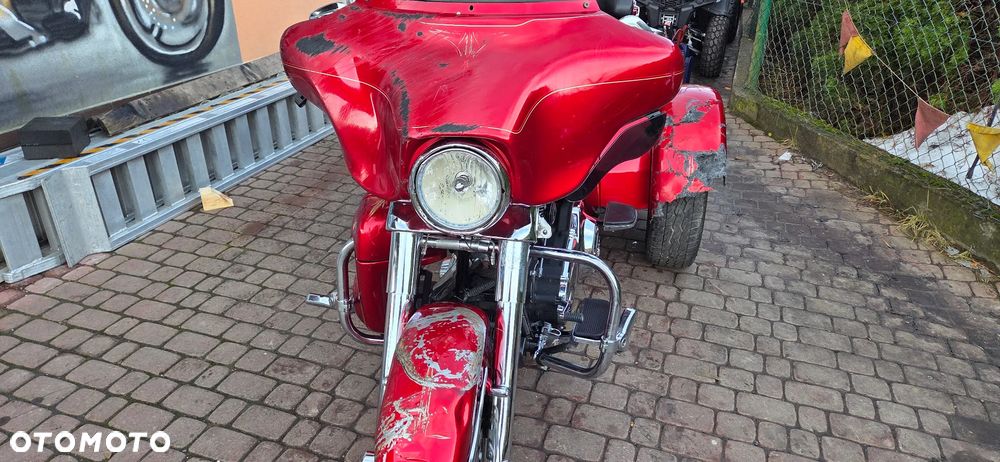 Harley-Davidson FLH Electra Glide - 12