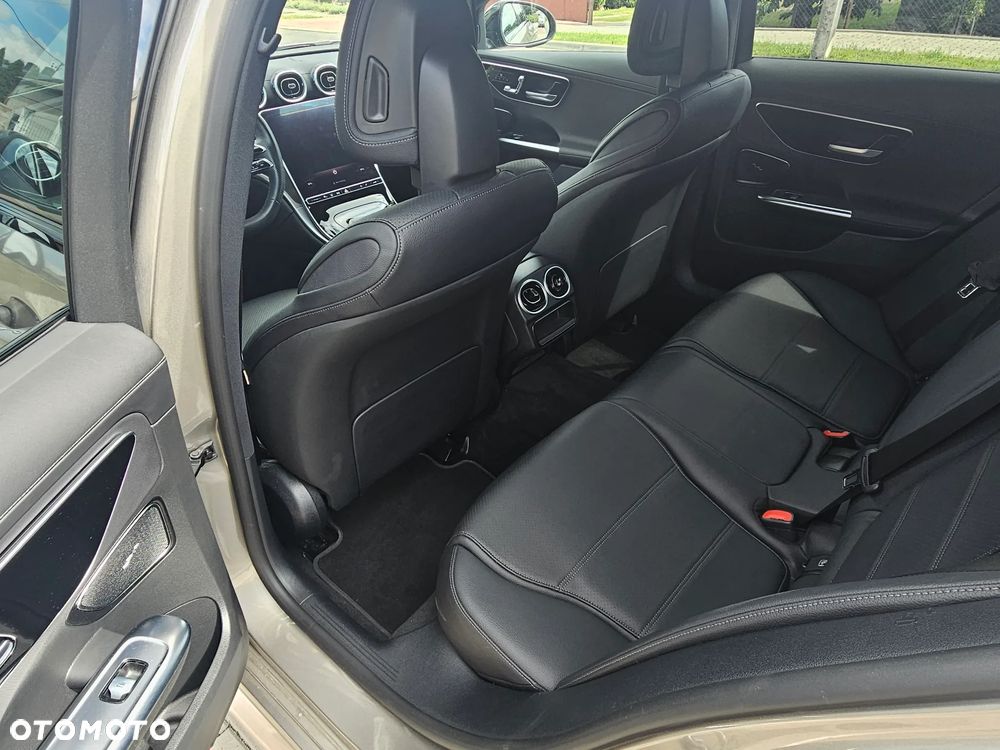 Mercedes-Benz Klasa C 300 d 9G-TRONIC AMG Line - 11