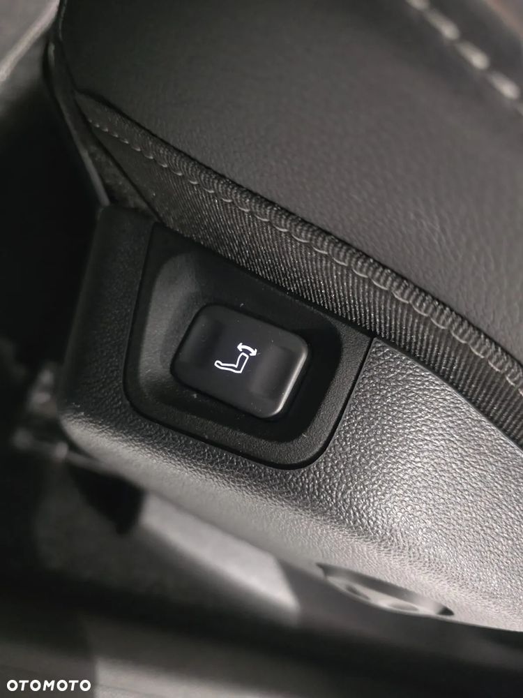 Opel Grandland 1.2 T GS S&S - 13