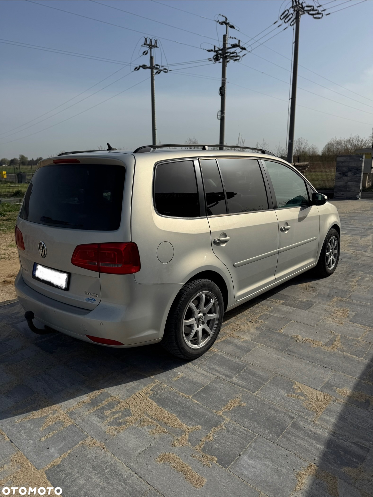 Volkswagen Touran - 14