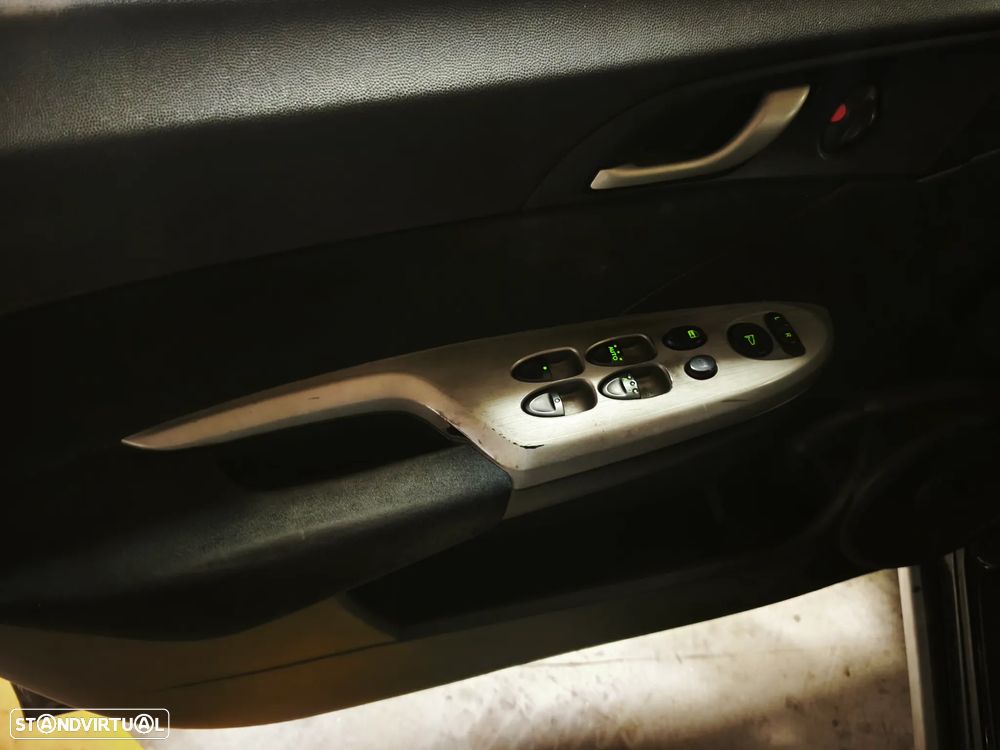 Honda Civic 1.4 Sport EC - 13