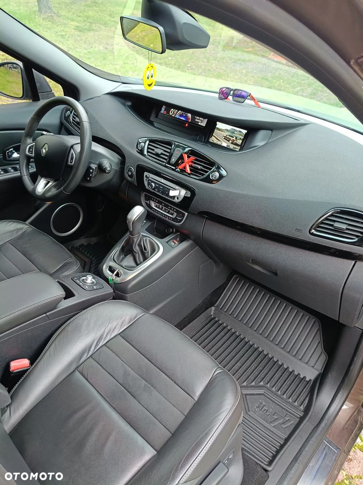 Renault Scenic 2.0 16V Privilege CVT - 15