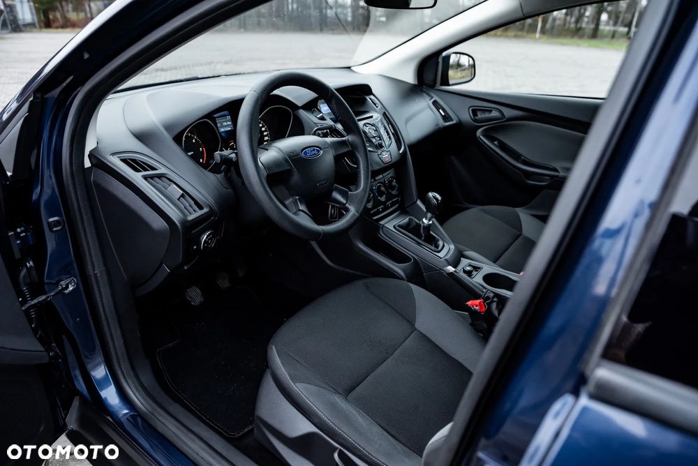 Ford Focus 1.6 TDCi Ambiente Start - 15